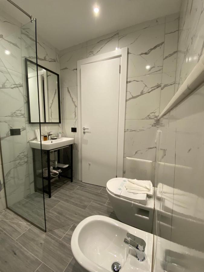 Peaky Hotel Durrës 外观 照片