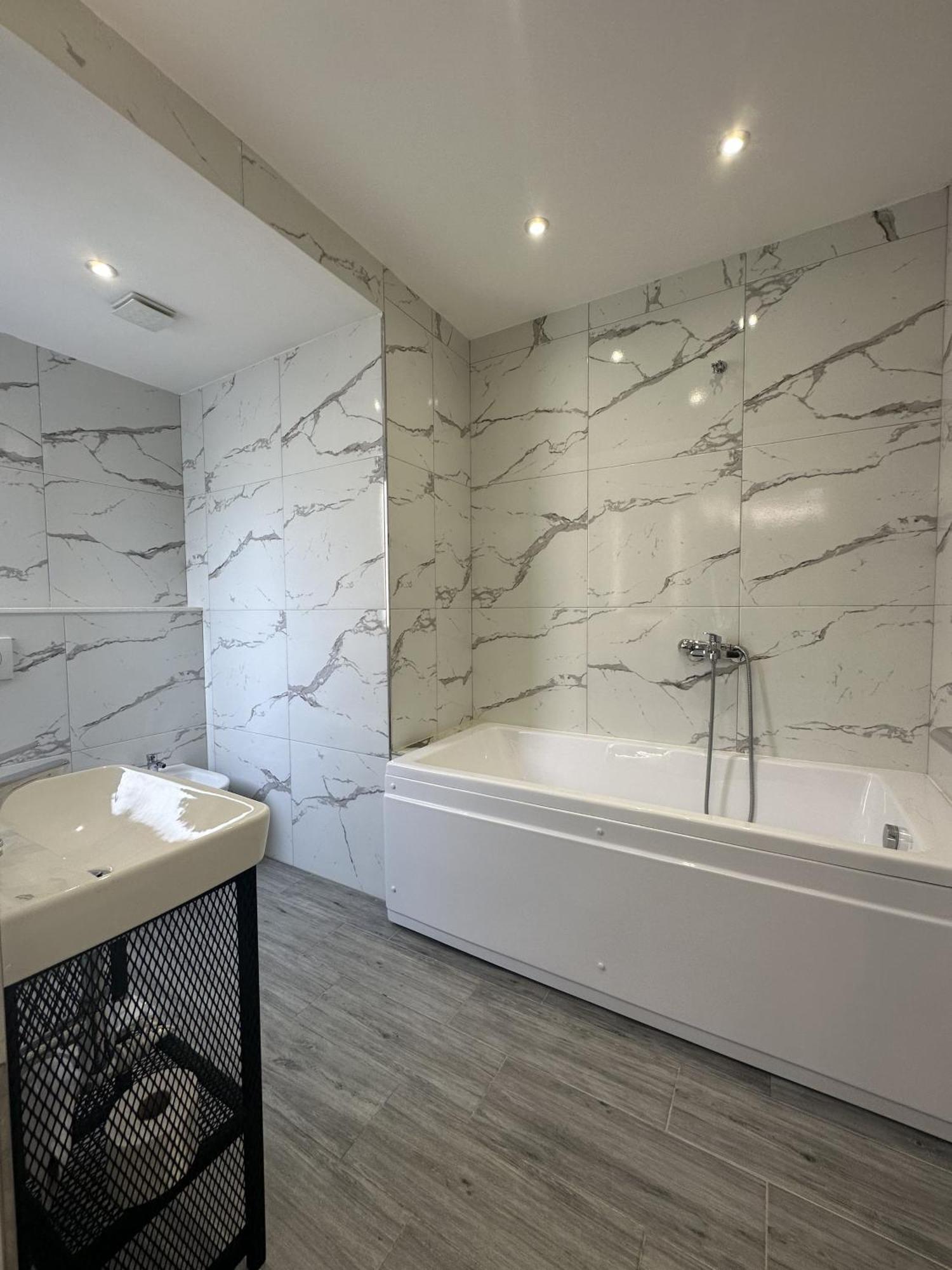 Peaky Hotel Durrës 外观 照片