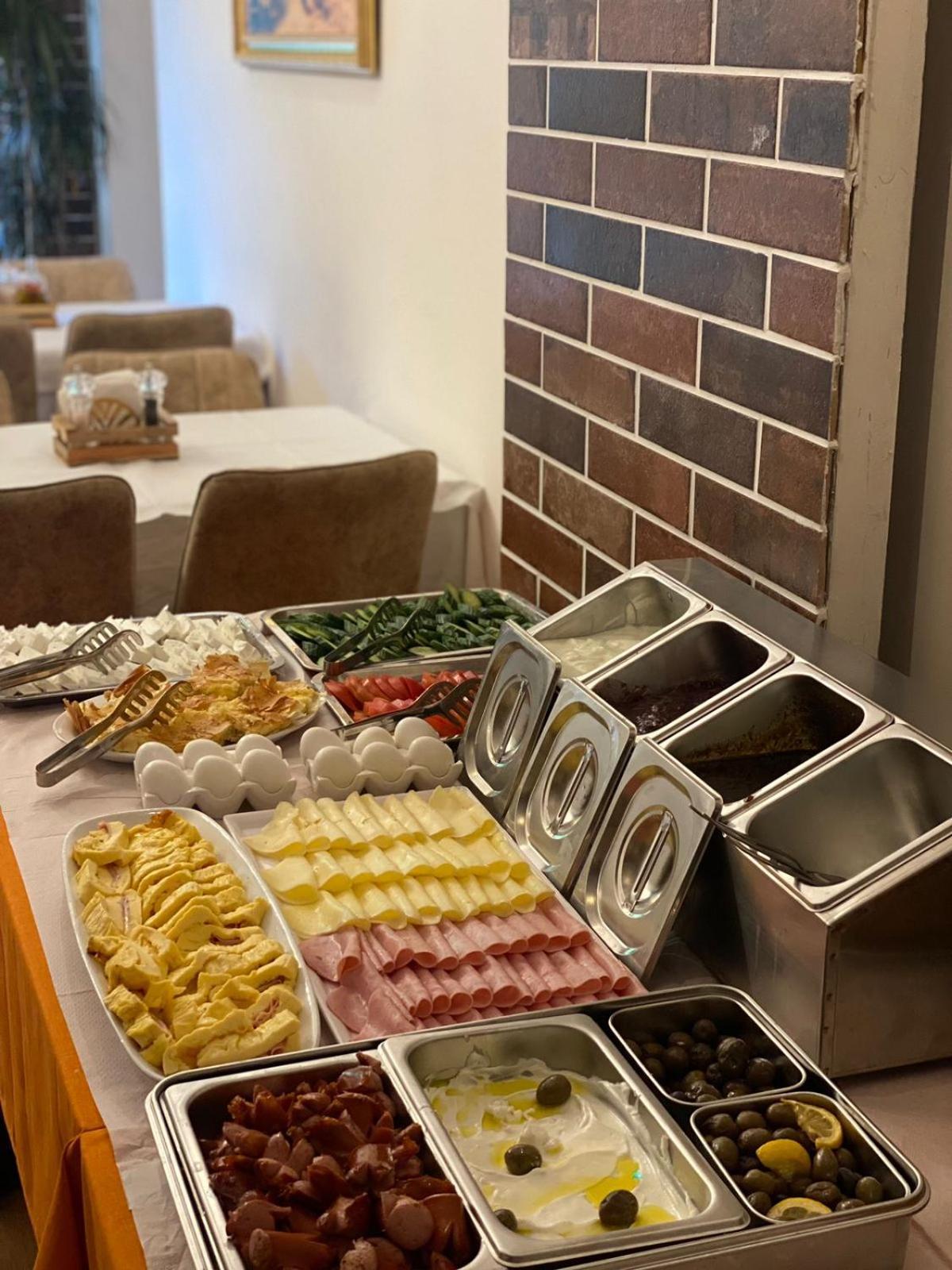 Peaky Hotel Durrës 外观 照片