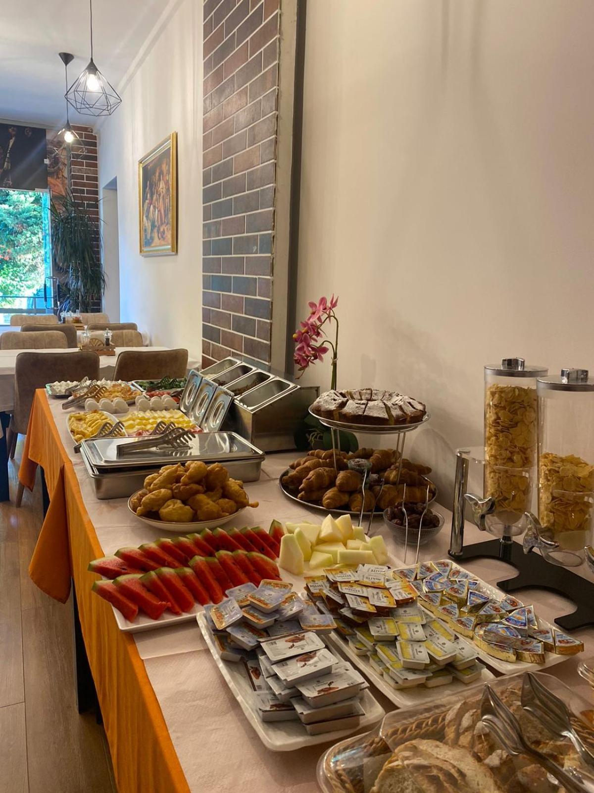 Peaky Hotel Durrës 外观 照片