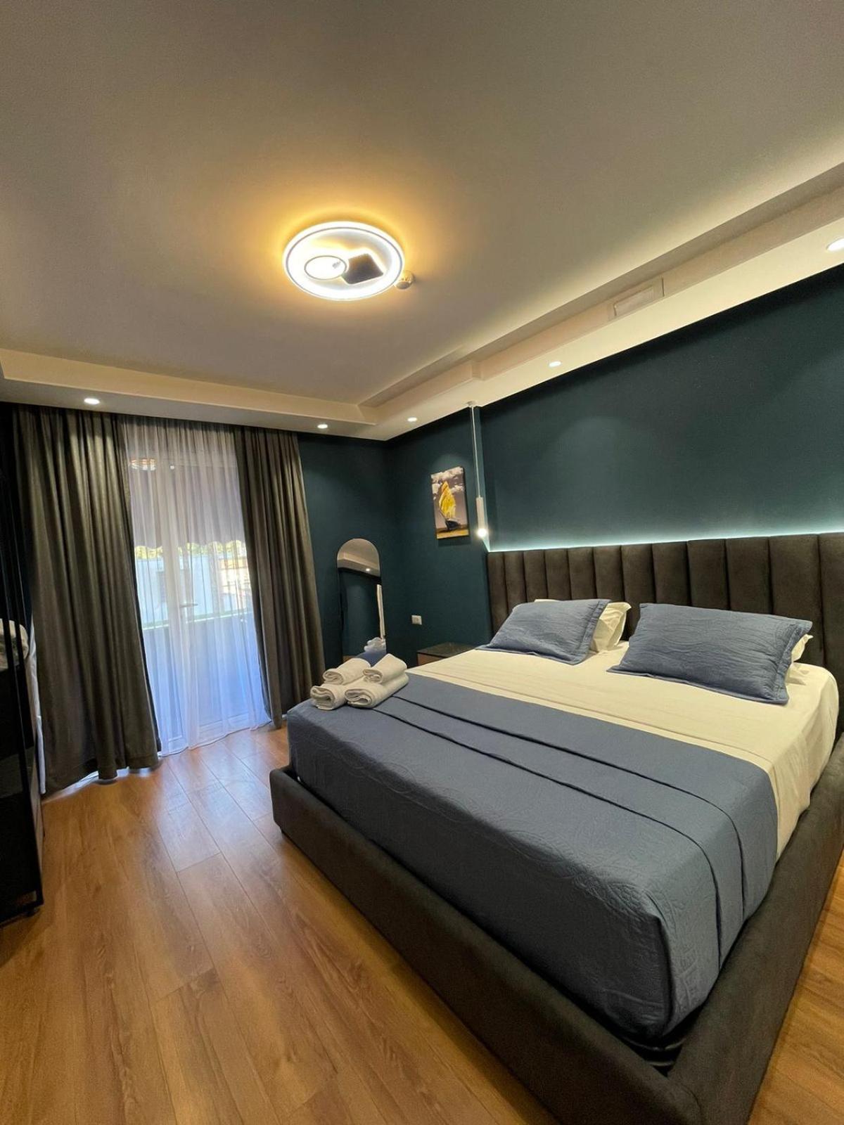 Peaky Hotel Durrës 外观 照片