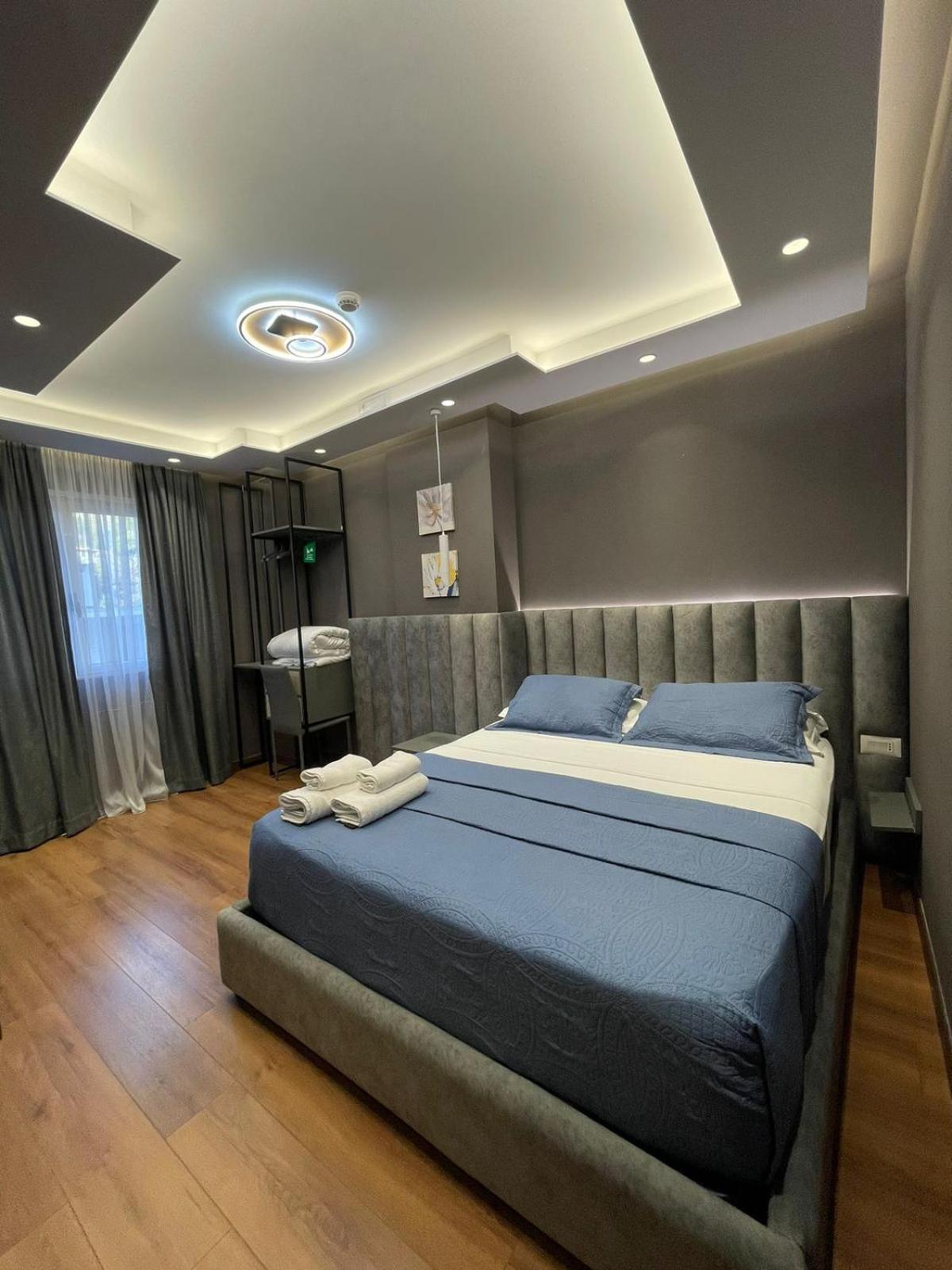 Peaky Hotel Durrës 外观 照片