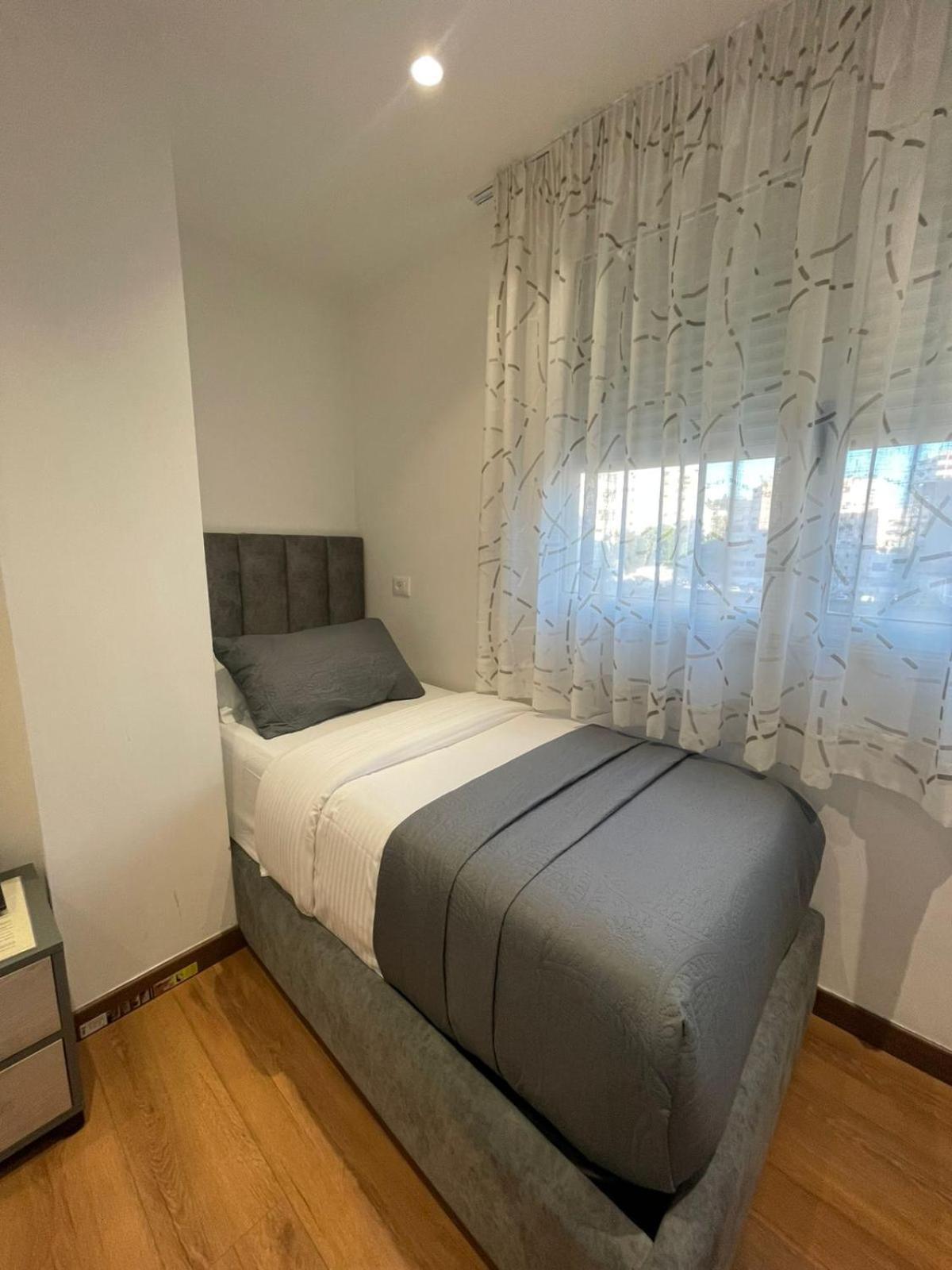 Peaky Hotel Durrës 外观 照片
