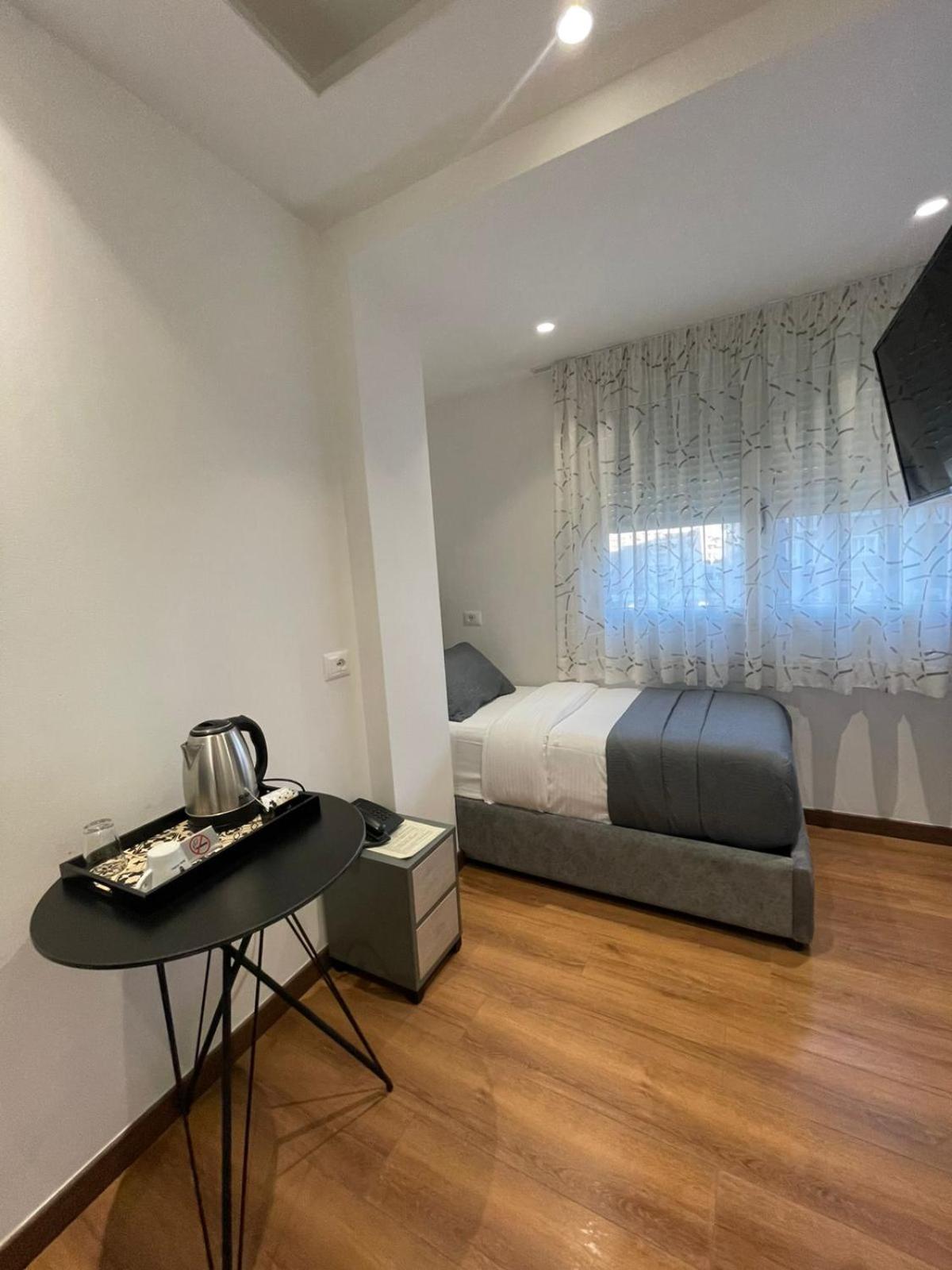 Peaky Hotel Durrës 外观 照片