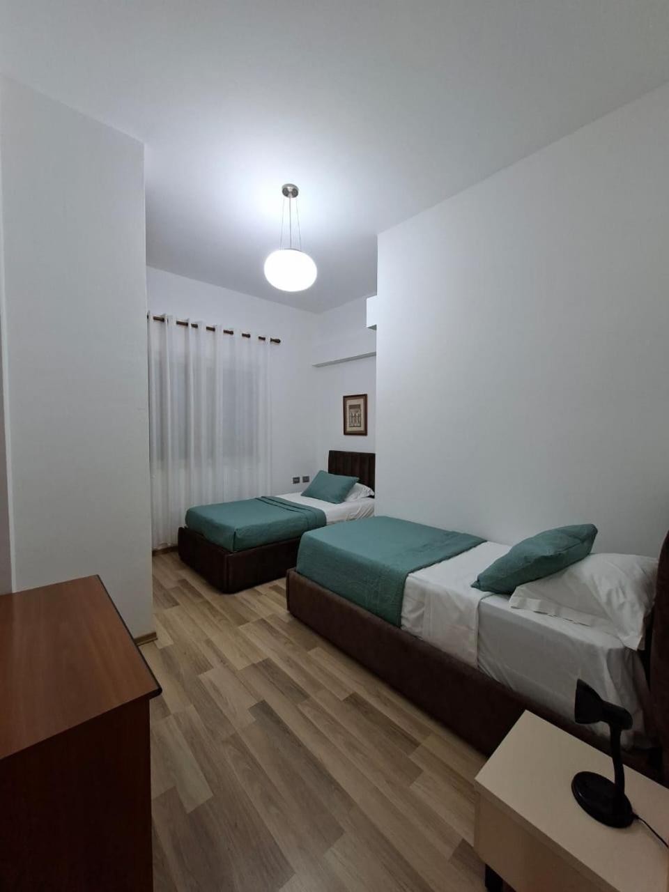 Peaky Hotel Durrës 外观 照片