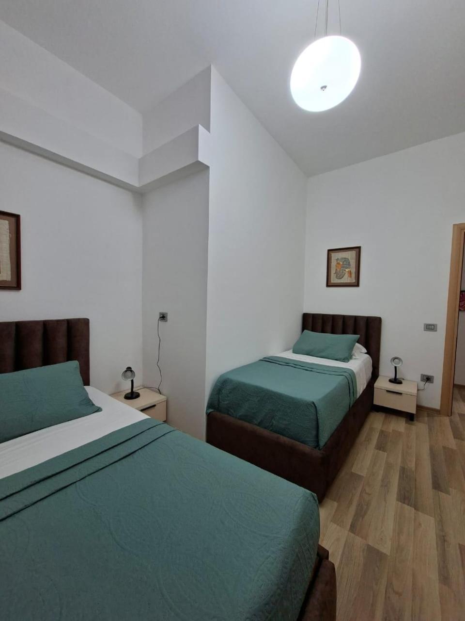 Peaky Hotel Durrës 外观 照片